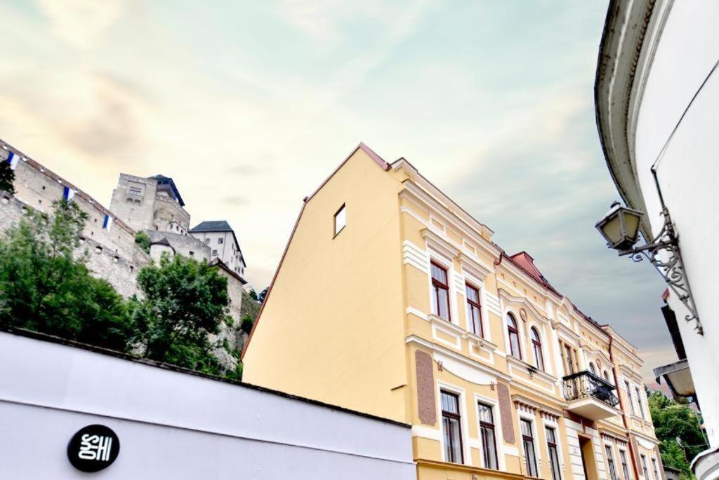 Apartman 1901 Trenčín Eksteriør billede